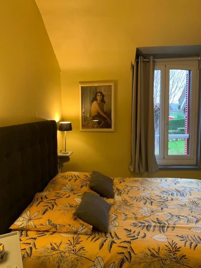 La Villa Des Rosiers Cricquebœuf Exteriör bild