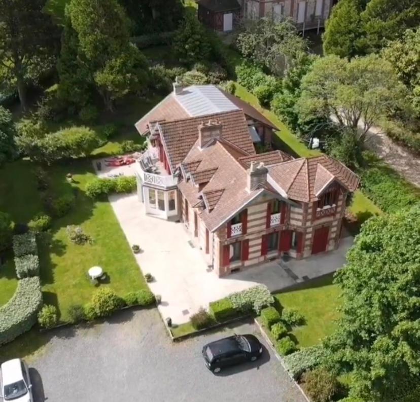 La Villa Des Rosiers Cricquebœuf Exteriör bild